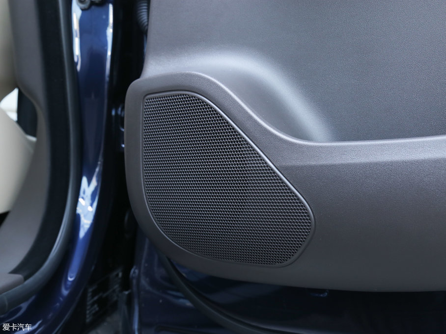 2018ݱF-PACE 2.0T 򌶼