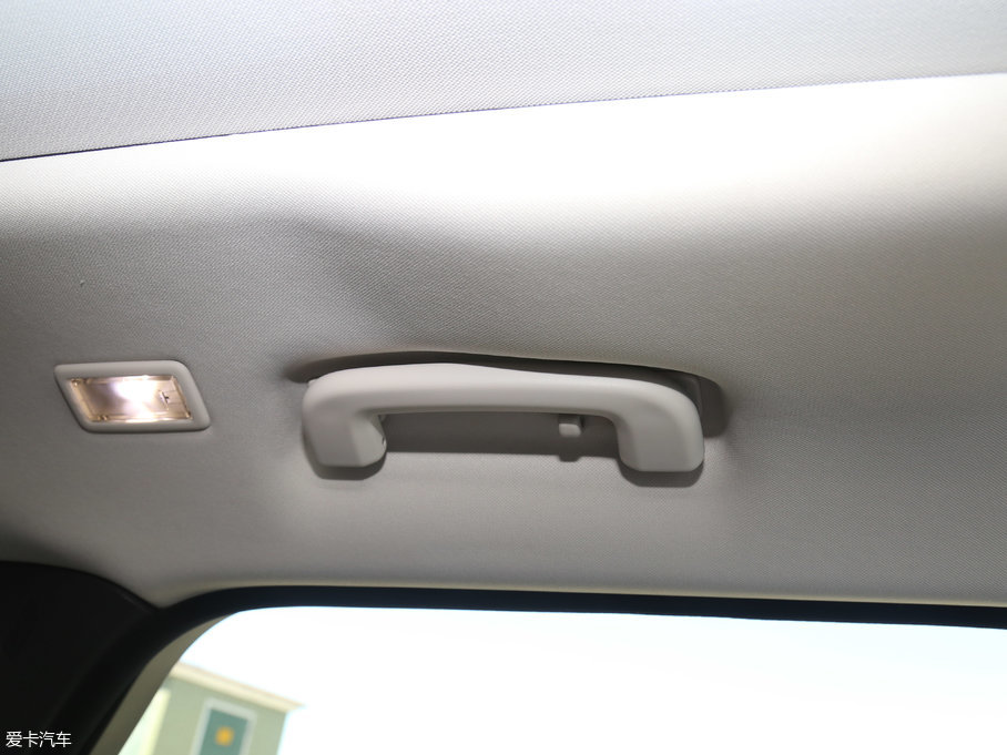 2018ݱF-PACE 2.0T (q)