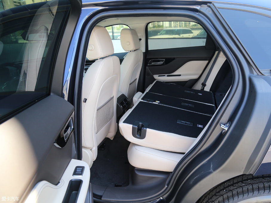 2018ݱF-PACE 2.0T 򌶼