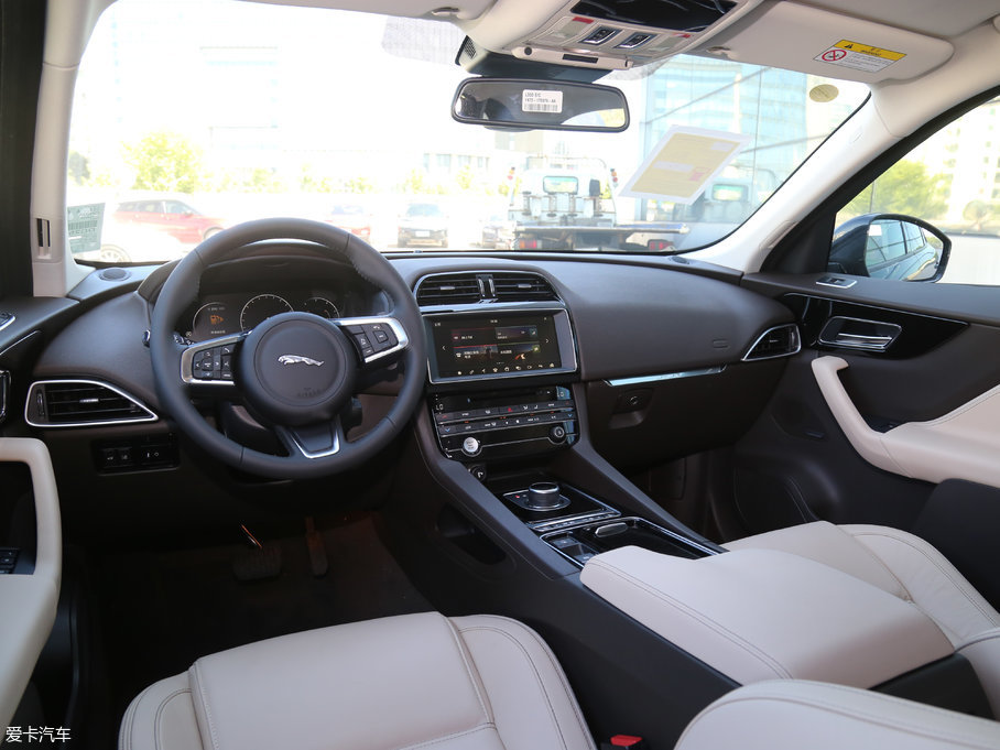 2018ݱF-PACE 2.0T 򌶼