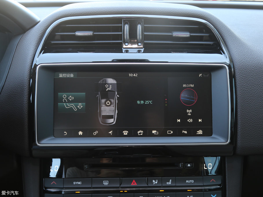 2018ݱF-PACE 2.0T 򌶼