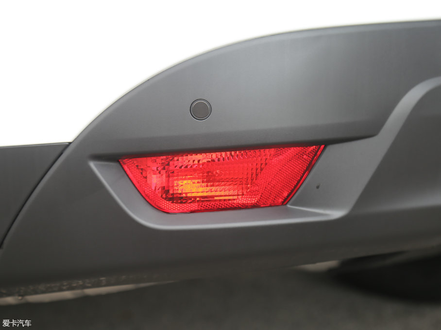 2018ݱF-PACE 2.0T 򌶼