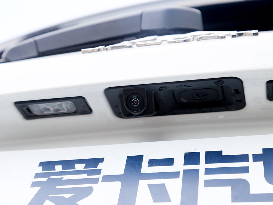 2018ݱF-PACE 2.0T 򌶼