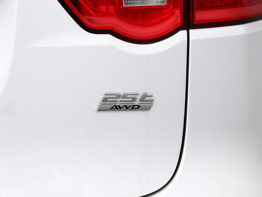 2018ݱF-PACE 2.0T (q)