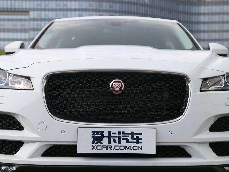 2018ݱF-PACE 2.0T 򌶼