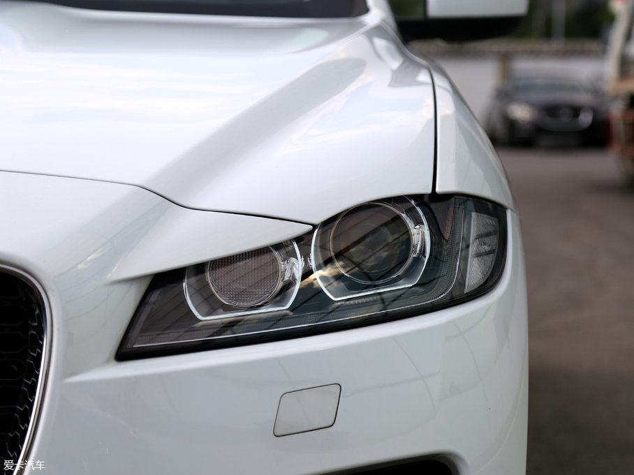 2018ݱF-PACE 2.0T (q)