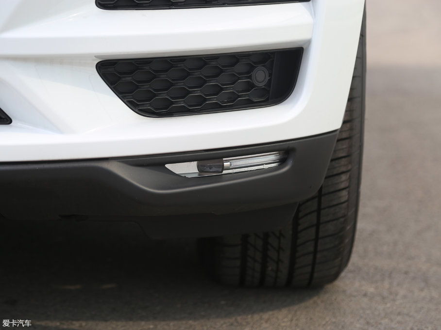 2018ݱF-PACE 2.0T 򌶼