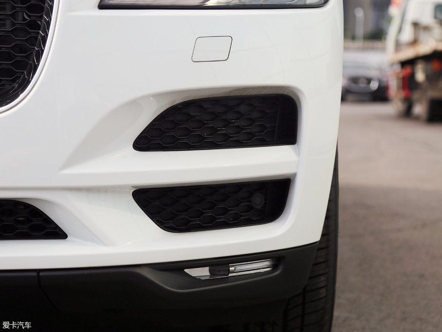 2018ݱF-PACE 2.0T 򌶼