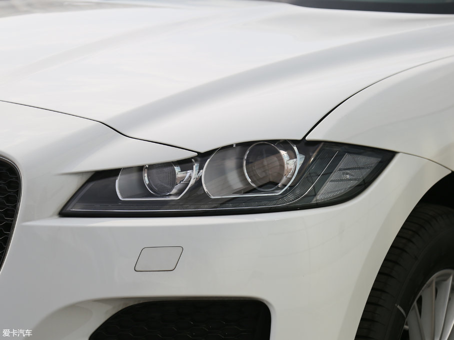 2018ݱF-PACE 2.0T 򌶼