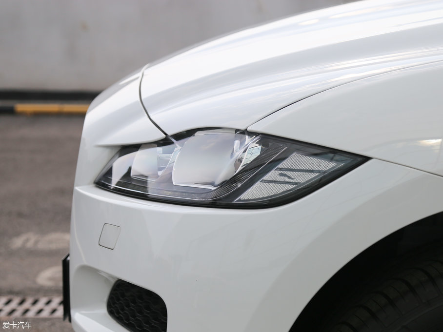 2018ݱF-PACE 2.0T (q)