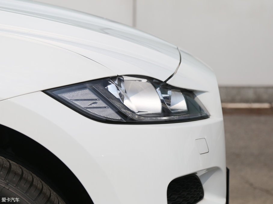 2018ݱF-PACE 2.0T (q)