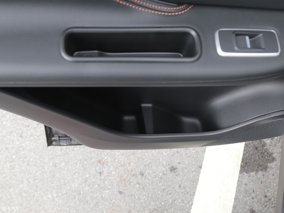 2018ݱF-PACE 2.0T (q)