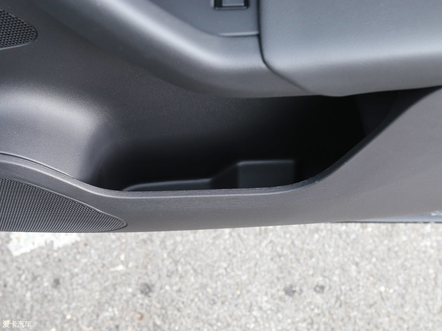 2018ݱF-PACE 2.0T 򌶼