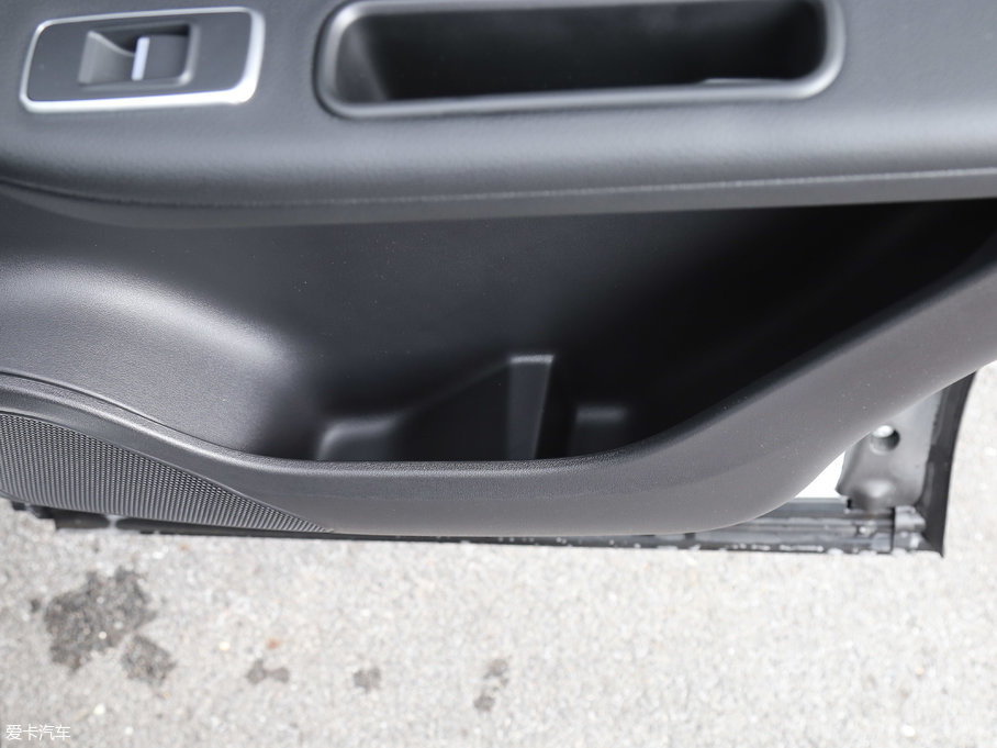 2018ݱF-PACE 2.0T (q)