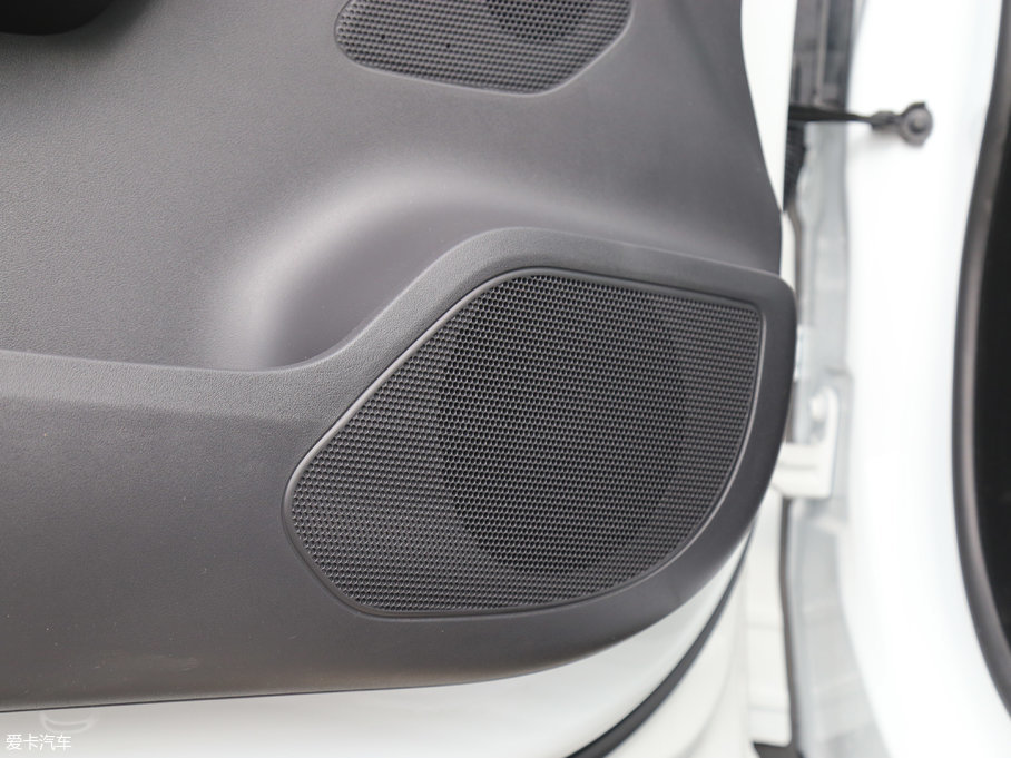 2018ݱF-PACE 2.0T 򌶼