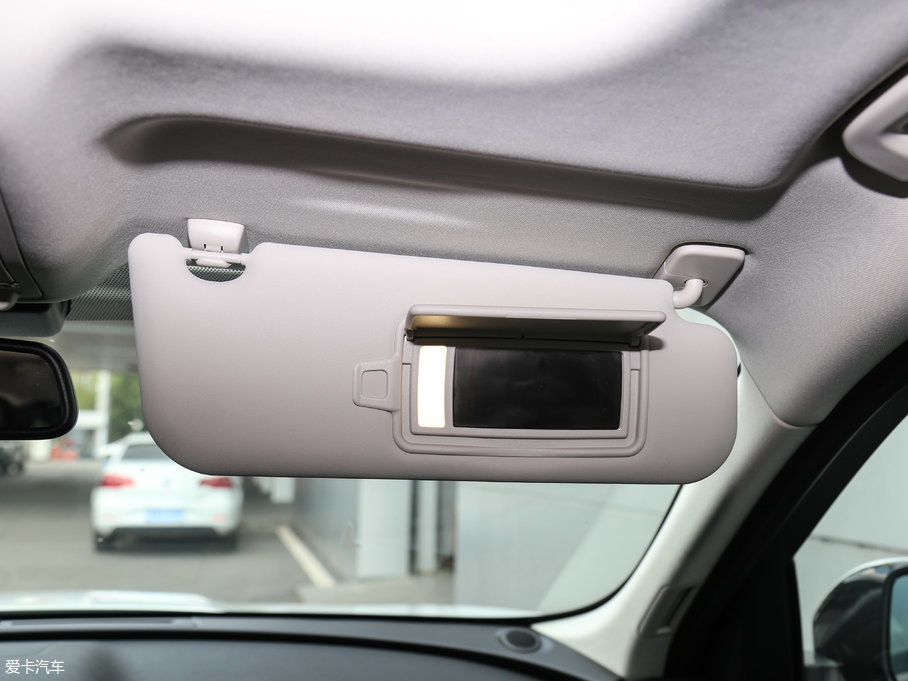 2018ݱF-PACE 2.0T (q)