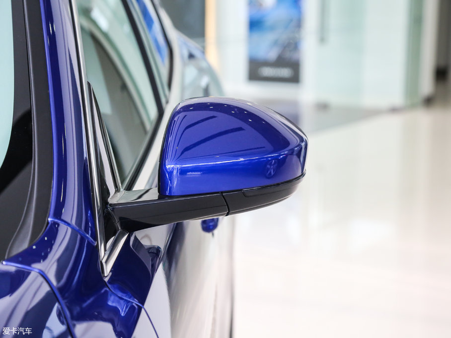 2018ݱF-PACE 2.0T R-Sport\Ӱ