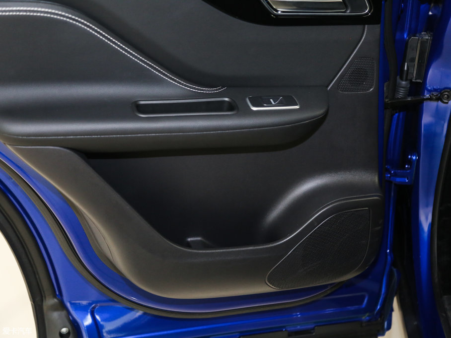 2018ݱF-PACE 2.0T R-Sport\Ӱ