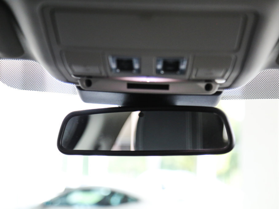 2018ݱF-PACE 2.0T (q)R-Sport\(yn)(dng)