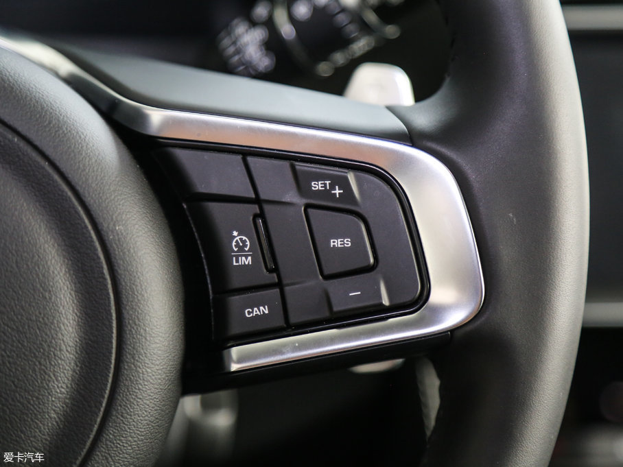 2018ݱF-PACE 2.0T (q)R-Sport\Ӱ