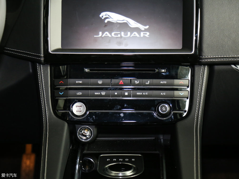 2018ݱF-PACE 2.0T (q)R-Sport\(yn)(dng)