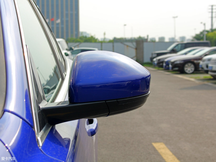 2018ݱF-PACE 3.0 SC R-Sport\Ӱ