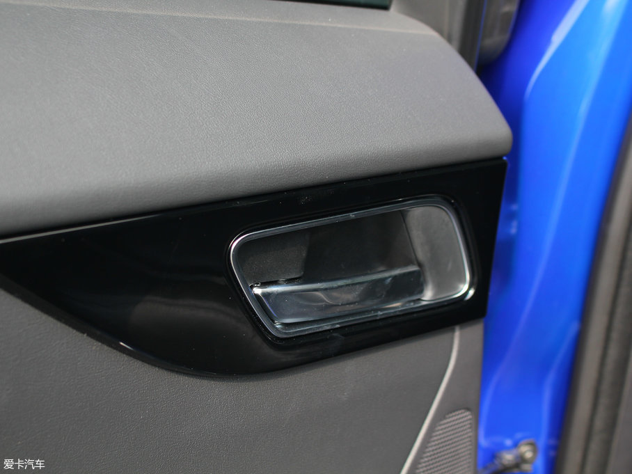 2018ݱF-PACE 3.0 SC R-Sport\Ӱ