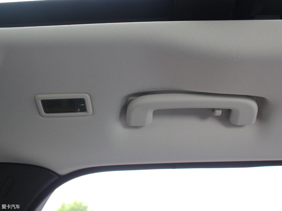 2018ݱF-PACE 3.0 SC (q)R-Sport\(yn)(dng)