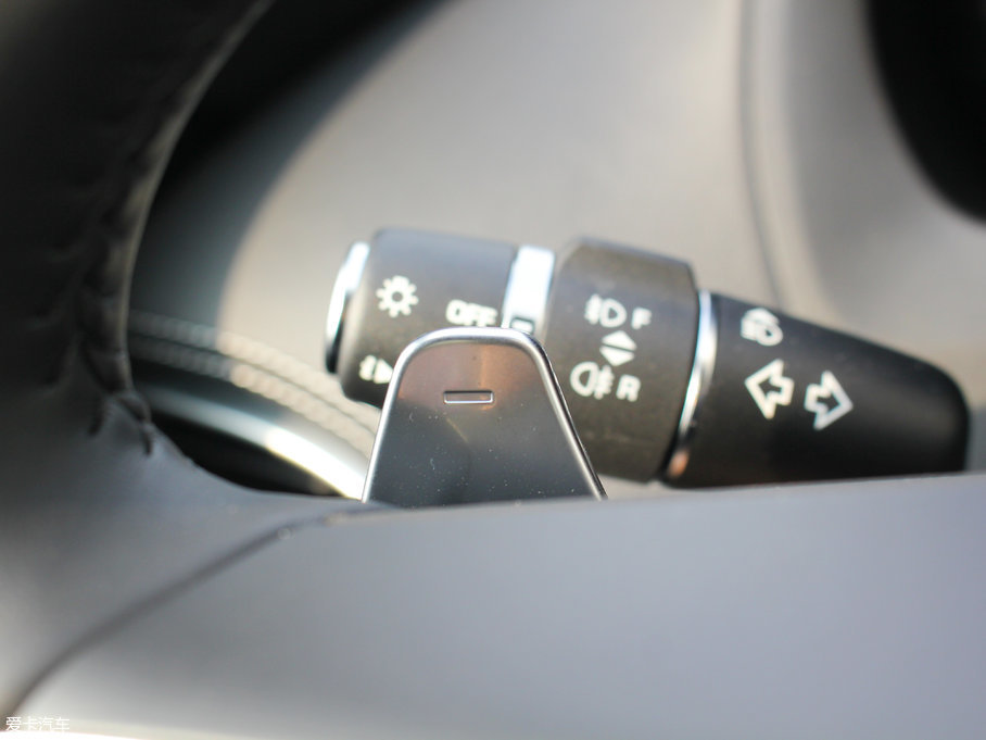 2018ݱF-PACE 3.0 SC (q)R-Sport\(yn)(dng)