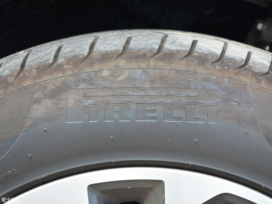 2018ݱF-PACE 2.0T R-Sport\Ӱ