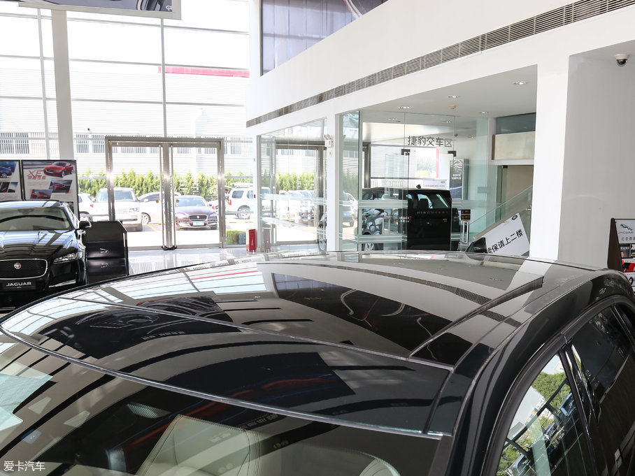 2018ݱF-PACE 2.0T 򌶼