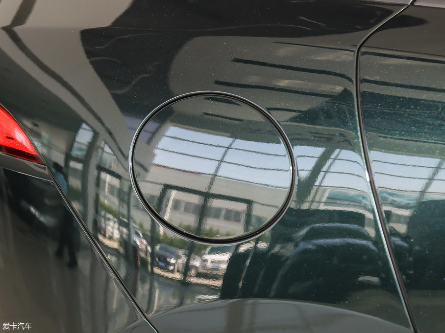 2018ݱF-PACE 2.0T 򌶼