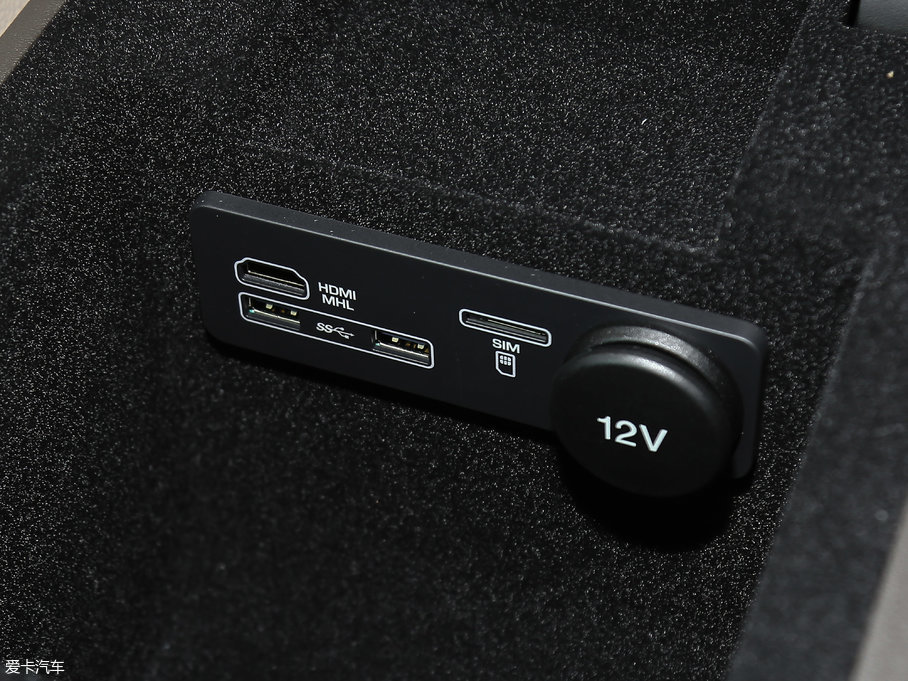 2018ݱF-PACE 2.0T 򌶼