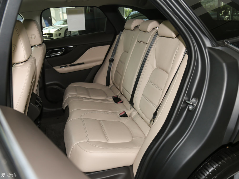 2018ݱF-PACE 2.0T 򌶼