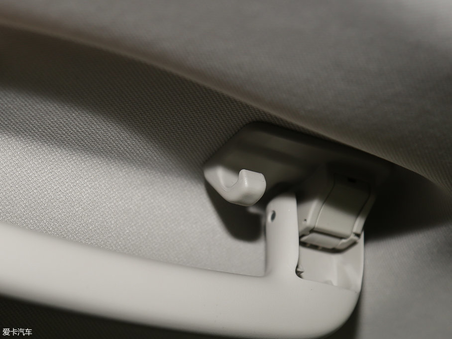 2018ݱF-PACE 2.0T (q)