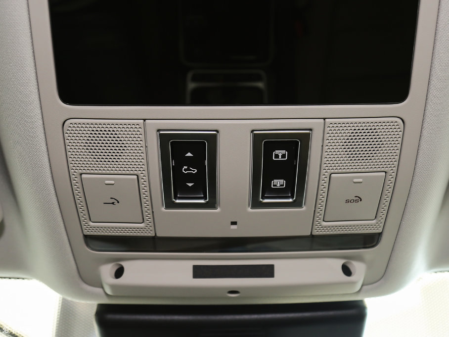 2018ݱF-PACE 2.0T 򌶼