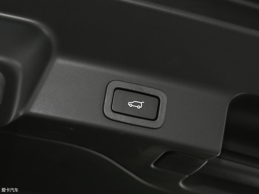 2018ݱF-PACE 2.0T (q)