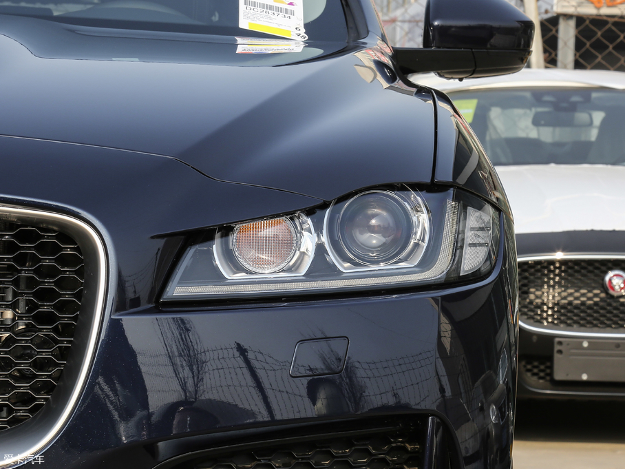 2018ݱF-PACE Ŀ 2.0T (q)R-Sport\(yn)(dng)