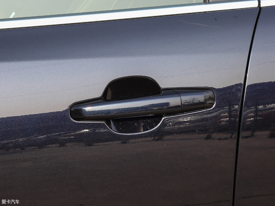 2018ݱF-PACE Ŀ 2.0T R-Sport\Ӱ