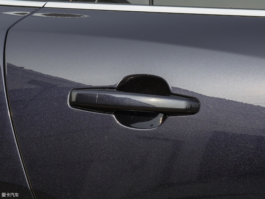 2018ݱF-PACE Ŀ 2.0T R-Sport\Ӱ