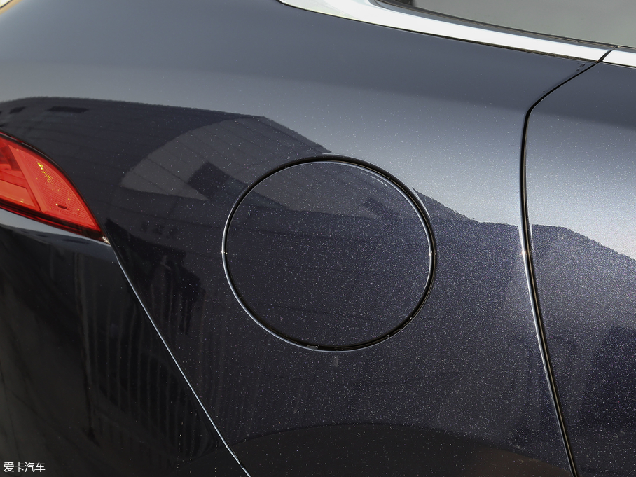 2018ݱF-PACE Ŀ 2.0T R-Sport\Ӱ