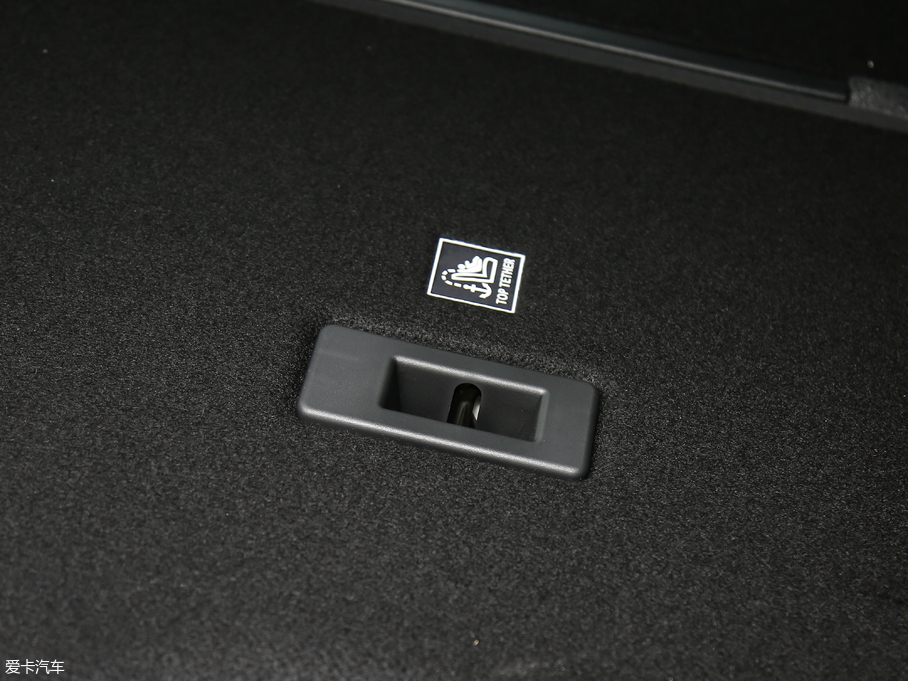 2018ݱF-PACE Ŀ 2.0T R-Sport\Ӱ