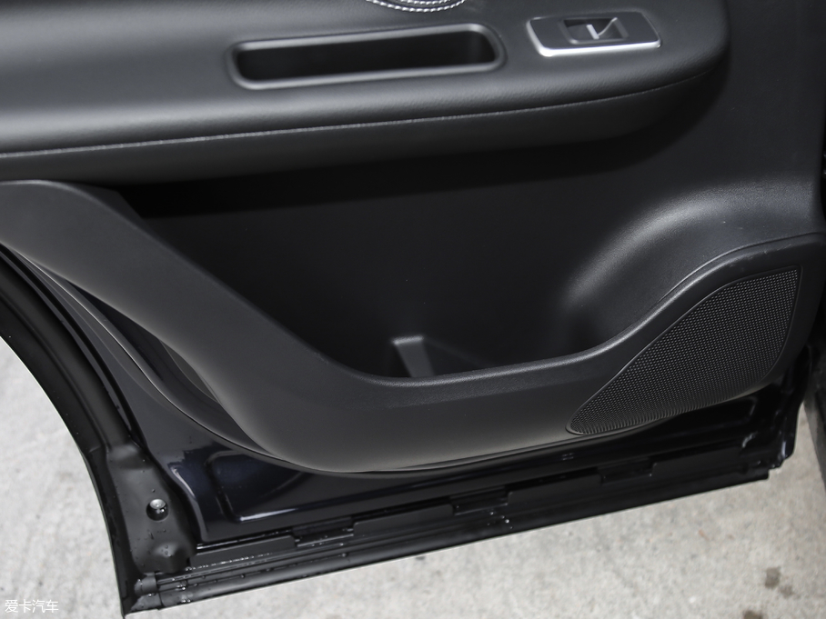 2018ݱF-PACE Ŀ 2.0T R-Sport\Ӱ