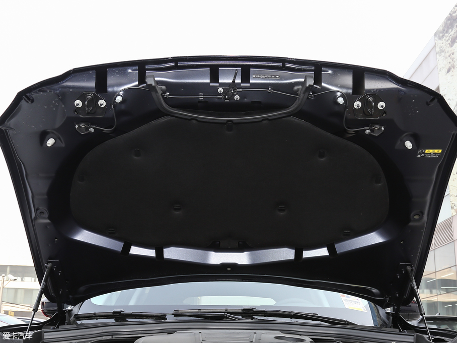 2018ݱF-PACE Ŀ 2.0T (q)R-Sport\(yn)(dng)