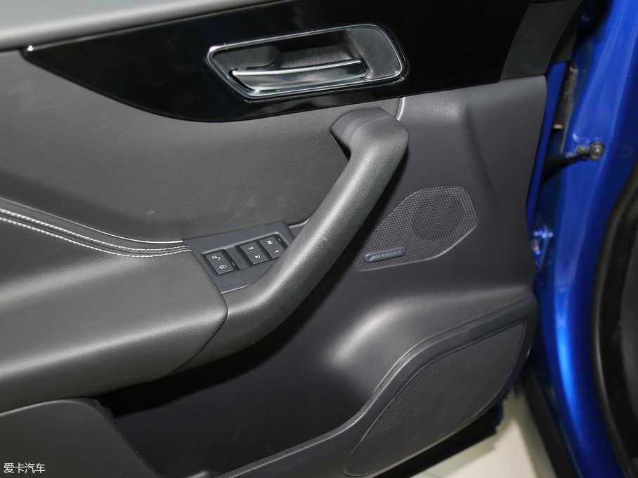 2018ݱF-PACE Ŀ 2.0T R-Sport\Ӱ