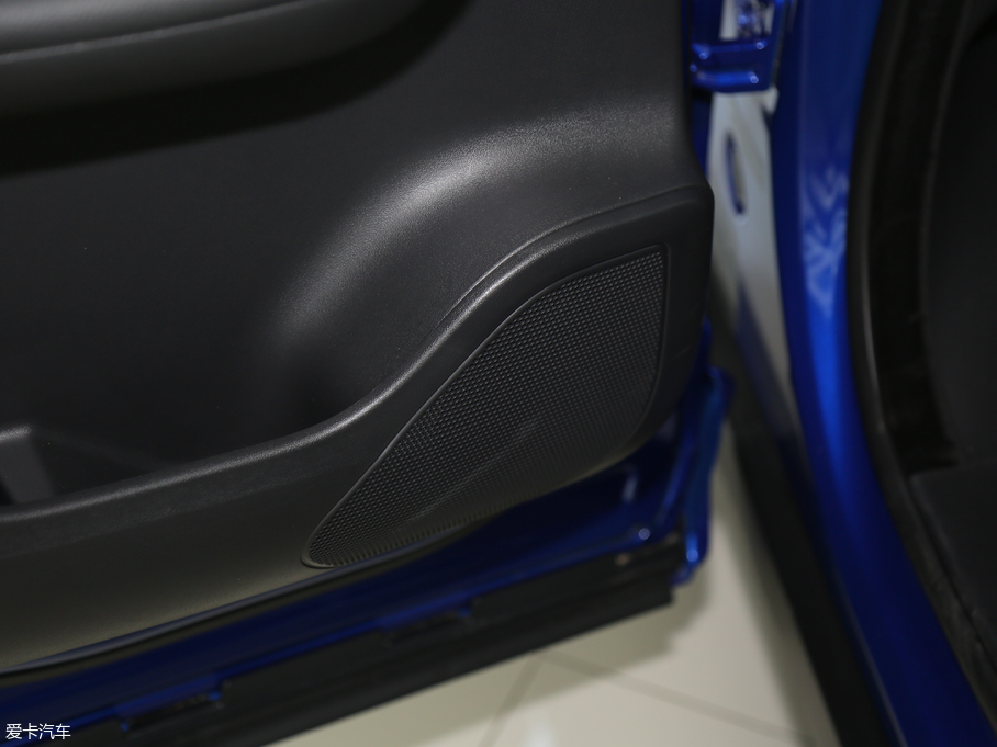 2018ݱF-PACE Ŀ 2.0T R-Sport\Ӱ