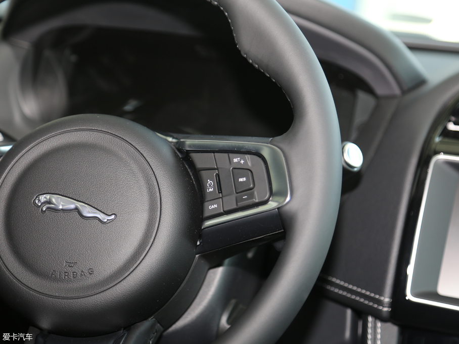 2018ݱF-PACE Ŀ 2.0T R-Sport\Ӱ