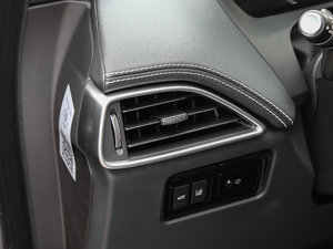 20182.0T (q)R-Sport\Ӱ g