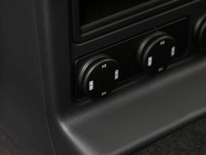 20182.0T (q)R-Sport\Ӱ g