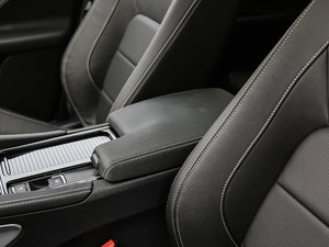 20182.0T (q)R-Sport\(yn)(dng) 